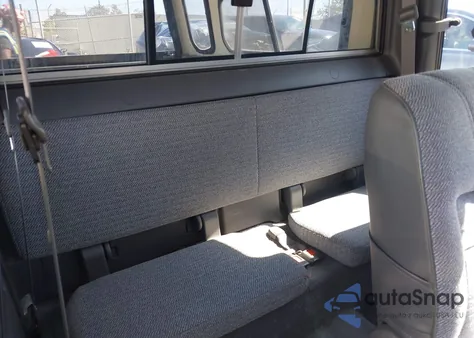 1993 Toyota Pickup 1/2 Ton Ex Long Whlbs Sr5 z USA, uszkodzony, nr VIN JT4VN93G4P5035738